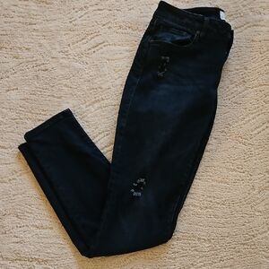 CAbi Skinny Jeans - Size 6